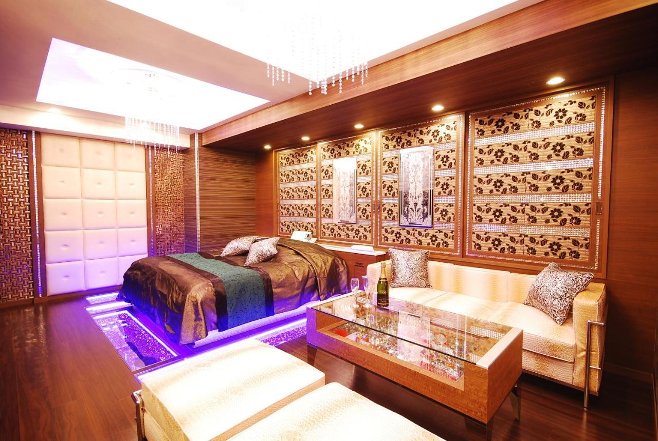 Hotel Sara Kinshicho (Adults Only) Tokyo Ngoại thất bức ảnh